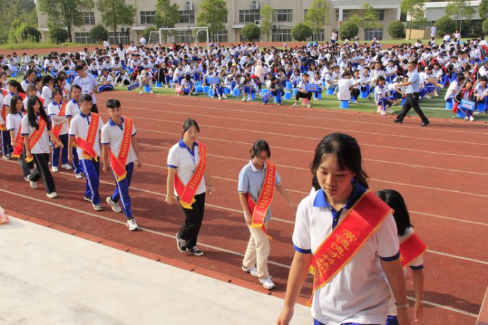 常德德才科技職業(yè)學(xué)校,常德招生就業(yè),電子商務(wù)專業(yè)學(xué)校,專業(yè)學(xué)校報(bào)考哪里好