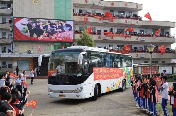 常德新德才職業(yè)學校,常德新德才,常德招生就業(yè),電子商務專業(yè)學校,專業(yè)學校報考哪里好